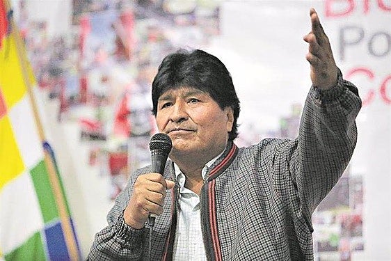 Acusan a Evo Morales de violar a una adolescente con la que tuvo una hija