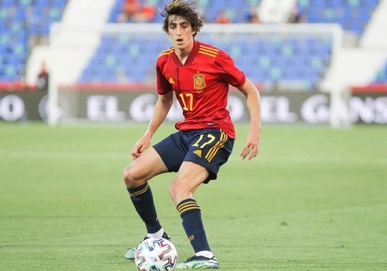 Bryan Gil, en un partido con la selección.