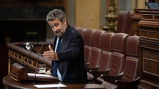 El PP apoya que se tramite ilegalizar la Fundación Franco en un bronco debate