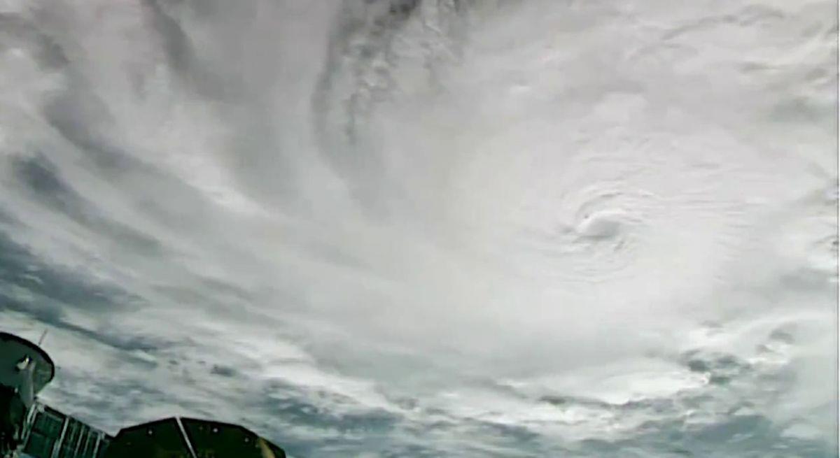 Imagen del ojo del huracán 'Milton' captada por la NASA.