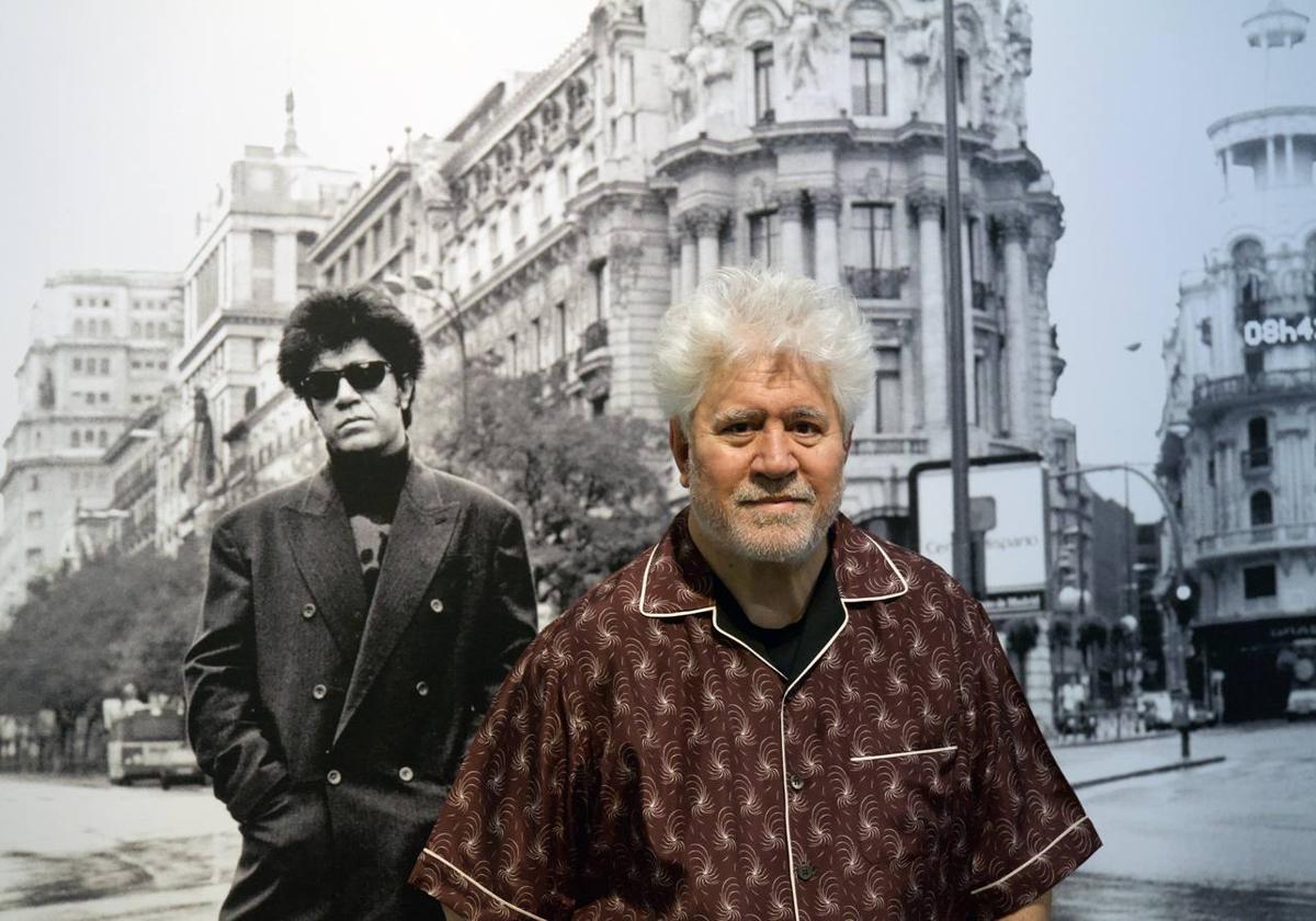 Pedro Almodóvar en la exposición junto a una foto suya de joven en el edificio Metrópolis, en la esquina de Alcalá y Gran Vía.