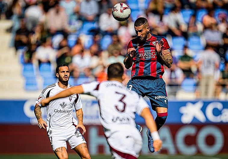Huesca y Albacete igualan fuerzas en un emocionante partido