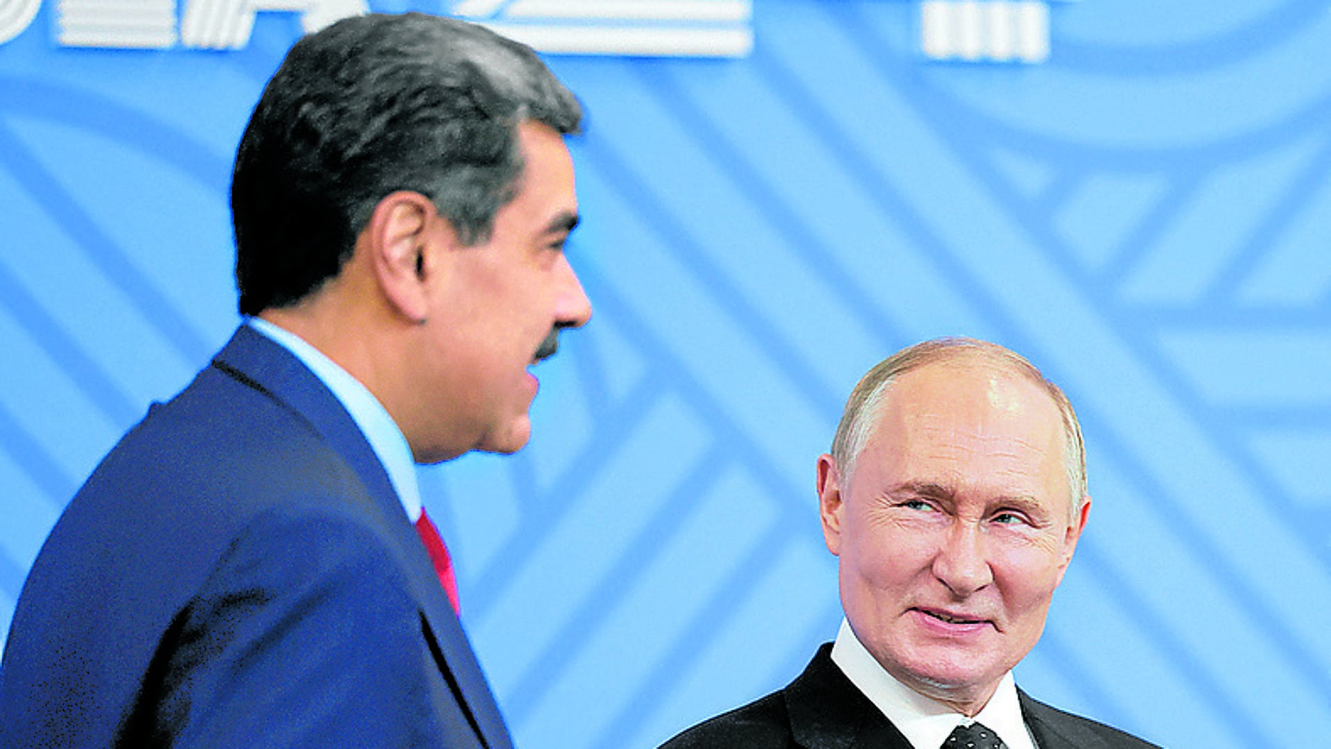Putin Maduro rejimine hava veriyor
