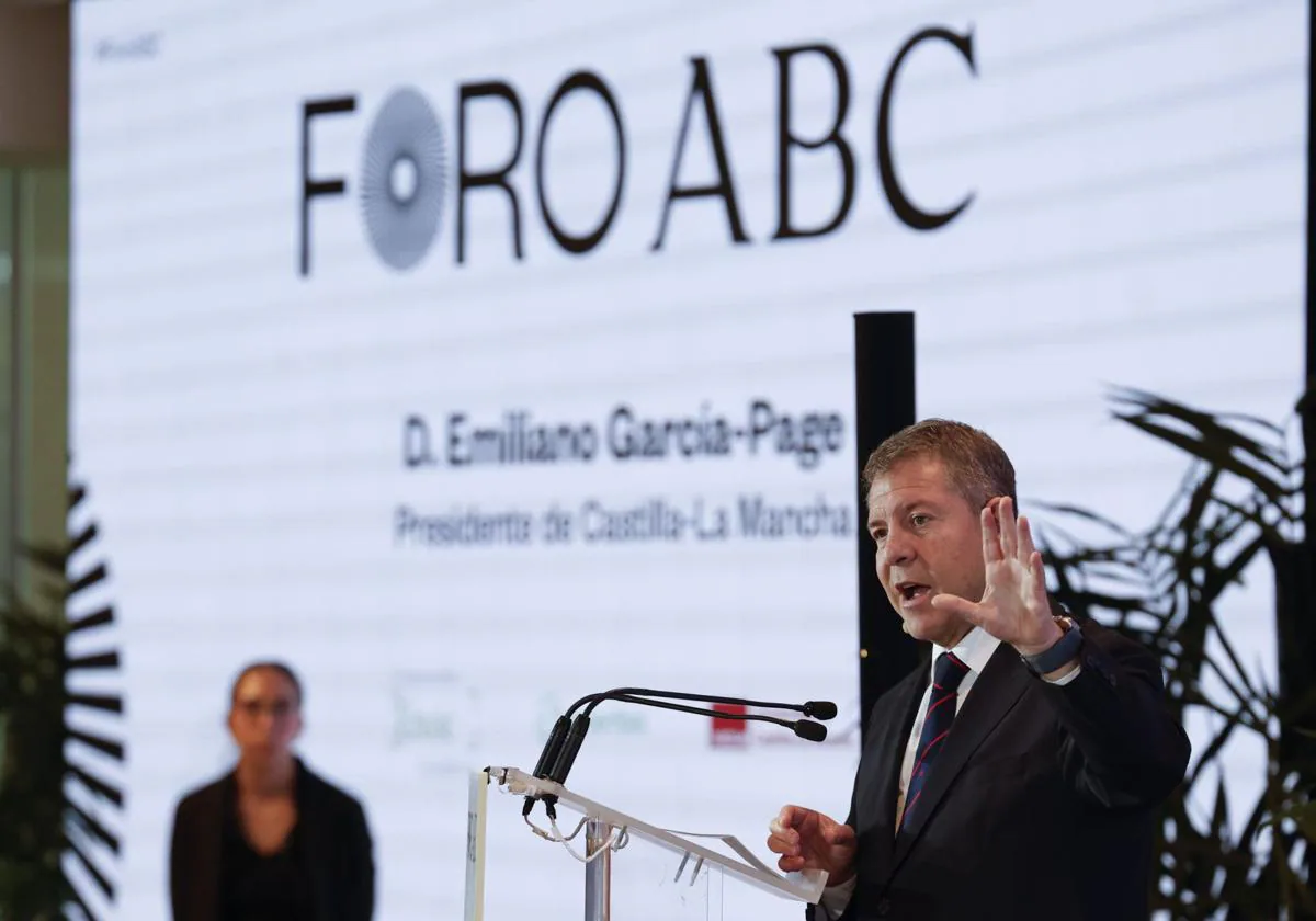 Emiliano García-Page durante su intervención en el Foro de ABC.