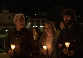 Willy Toledo, Pilar Castro y Javier Rey protagonizan 'La última noche en Tremor'.