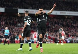 Arsenal y Liverpool firman tablas en un duelo de titanes