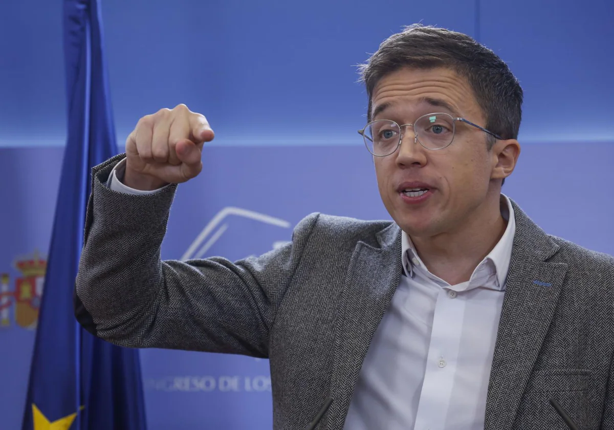 El exportavoz de Sumar, Íñigo Errejón, durante su última rueda de prensa el pasado martes en el Congreso antes de dimitir.