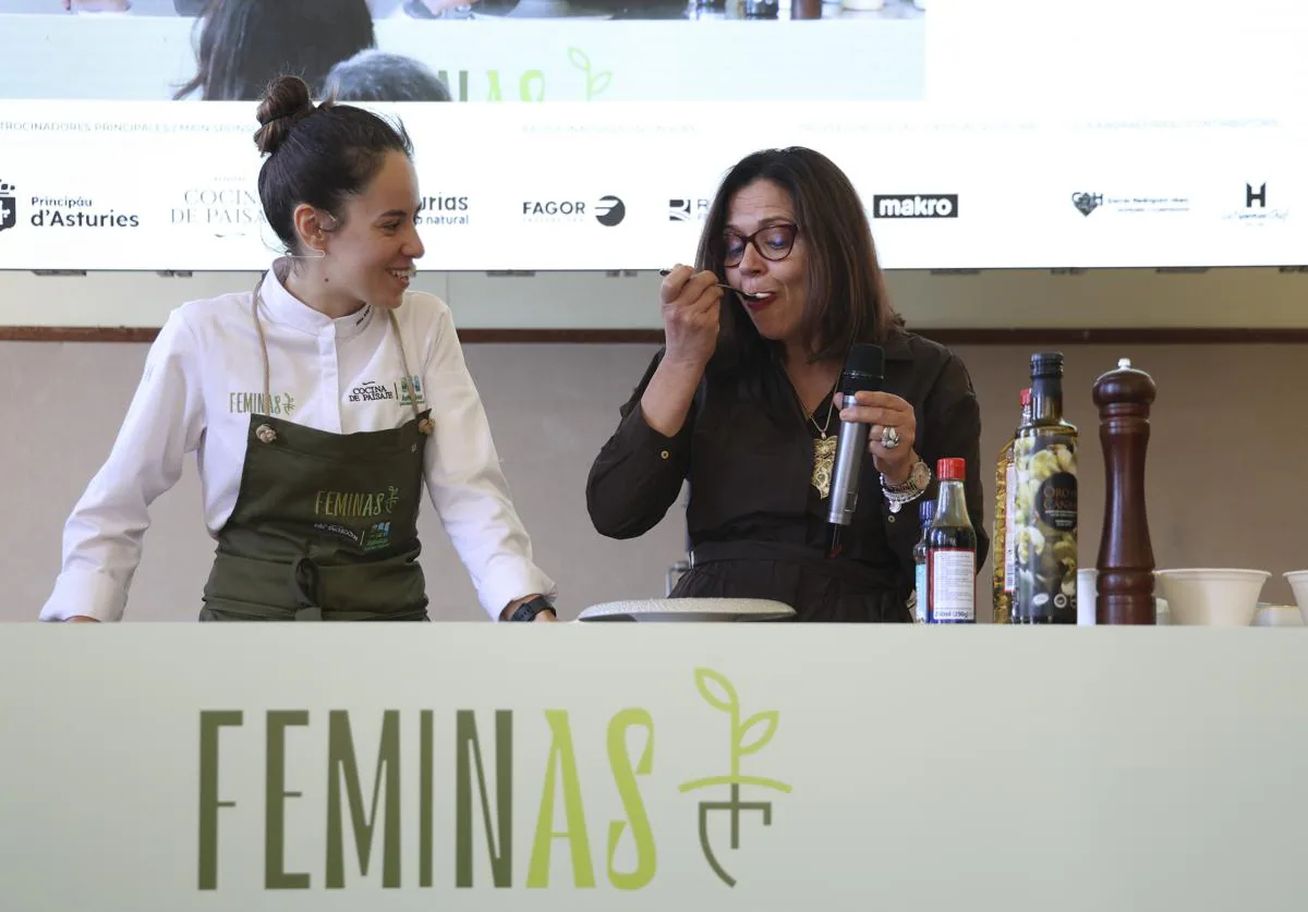 Las cocineras portuguesas Rita Magro y Noelia Jerónimo en el escenario de FéminAS.