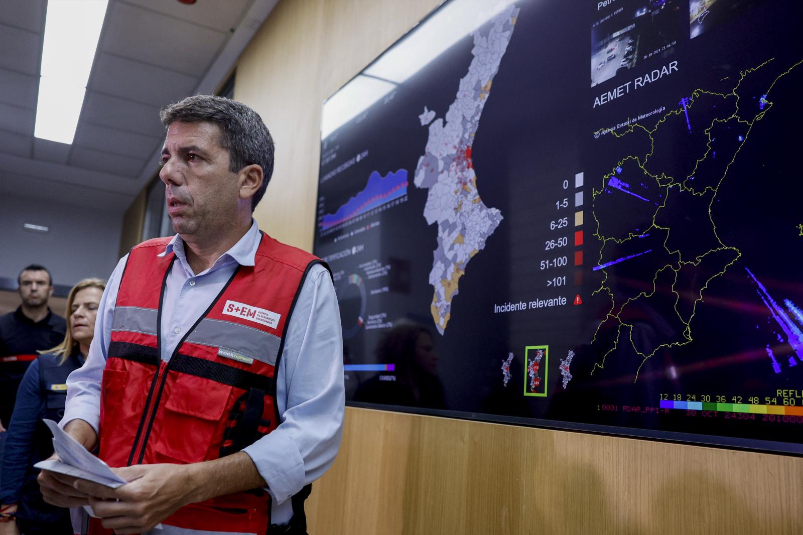 Carlos Mazón tras la reunión del Comité de Emergencias en la Comunidad Valenciana.