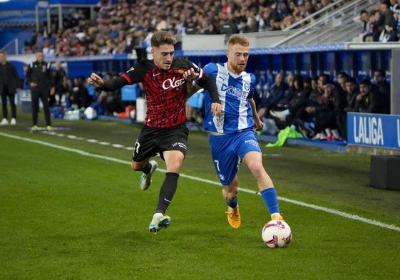 El Alavés frena al Mallorca y zanja su mala racha