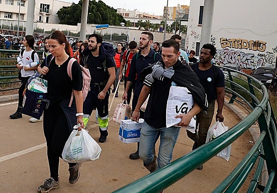 Una pasarela entre dos mundos en Valencia