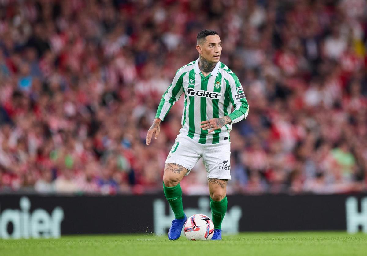 El Chimy Ávila, en el reciente partido entre el Athletic y el Betis en San Mamés.