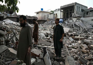 Pakistán derriba 25 drones indios y Nueva Delhi «neutraliza» varios intentos de ataque contra objetivos militares