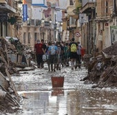 Valencia intenta ponerse en pie tras la DANA