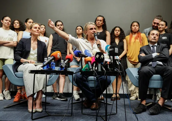 Nacho Cano en la rueda de prensa que dio tras su detención por delitos contra los trabajadores.