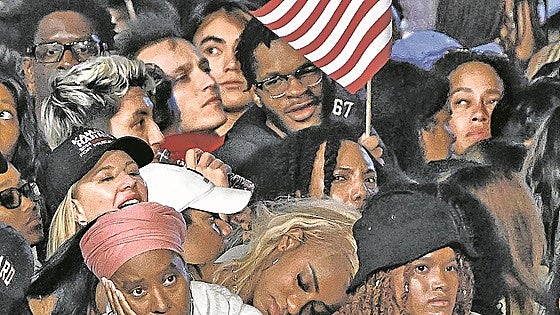 El empuje de las mujeres, insuficiente para aupar a Harris
