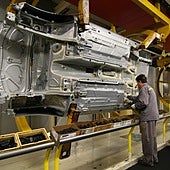 Renault acuerda con los sindicatos prorrogar su convenio hasta 2025