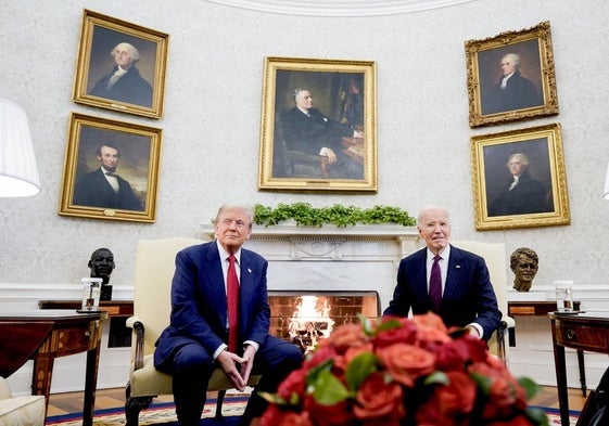 Trump y Biden, durante su reunión en la Oficina Oval de la Casa Blanca