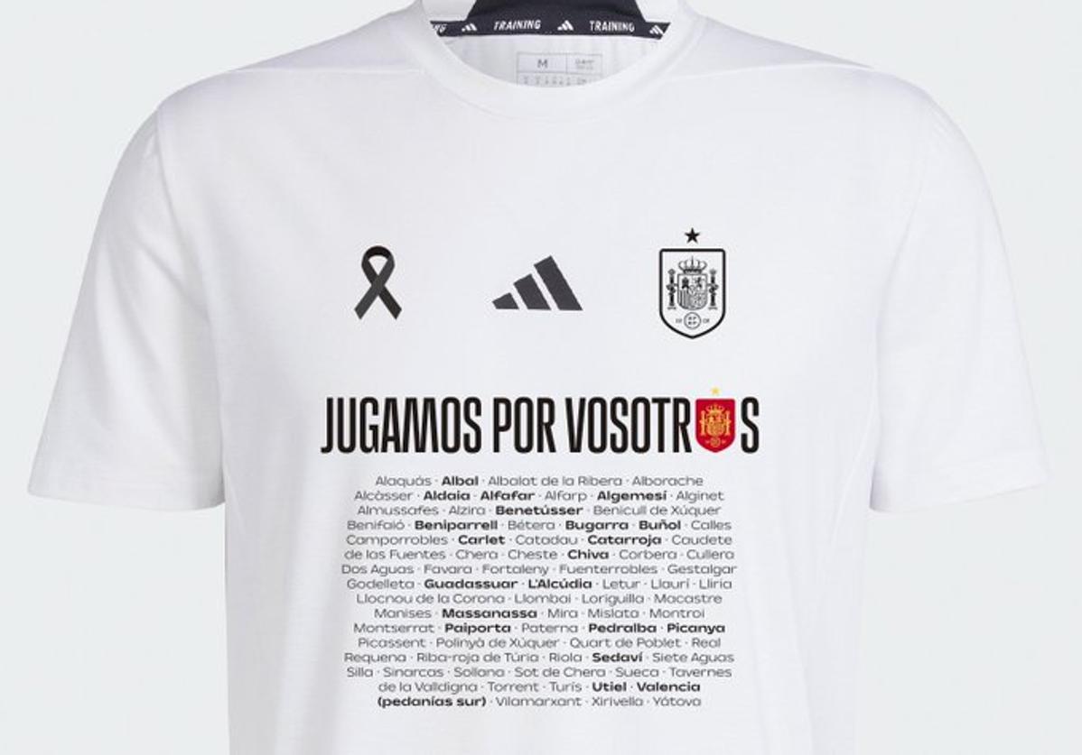 Los afectados por la DANA, homenajeados por la selección con una camiseta especial