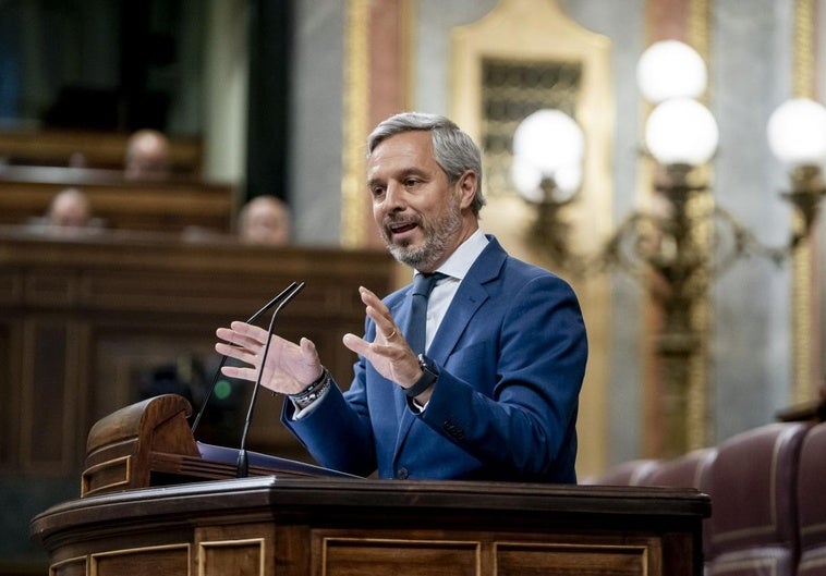 El diputado y vicesecretario económico del PP, Juan Bravo, interviniendo en el Congreso.