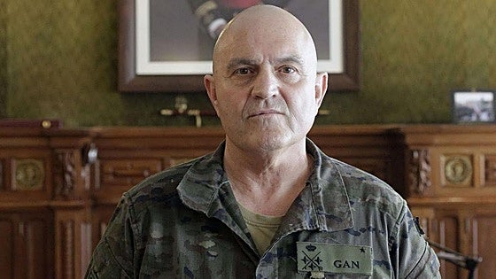 Mazón ficha a un teniente general para la recuperación de Valencia tras la DANA