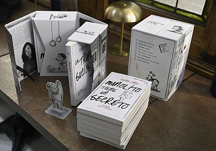 La edición conmemorativa de Seix Barral, en un estuche con todas las historias de la serie.