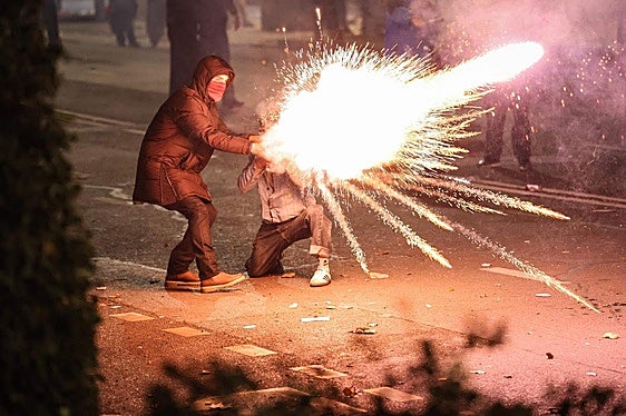 La 'revolución de los fuegos artificiales' se apodera de Georgia