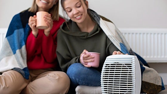 Calienta tu salón en unos minutos con este calefactor eléctrico de bajo consumo de Rowenta