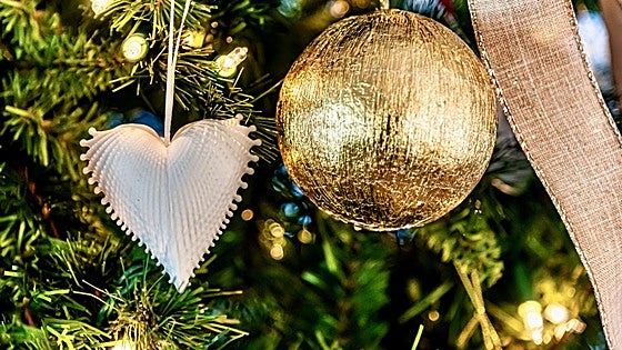 Los mejores adornos y bolas para tu árbol de Navidad