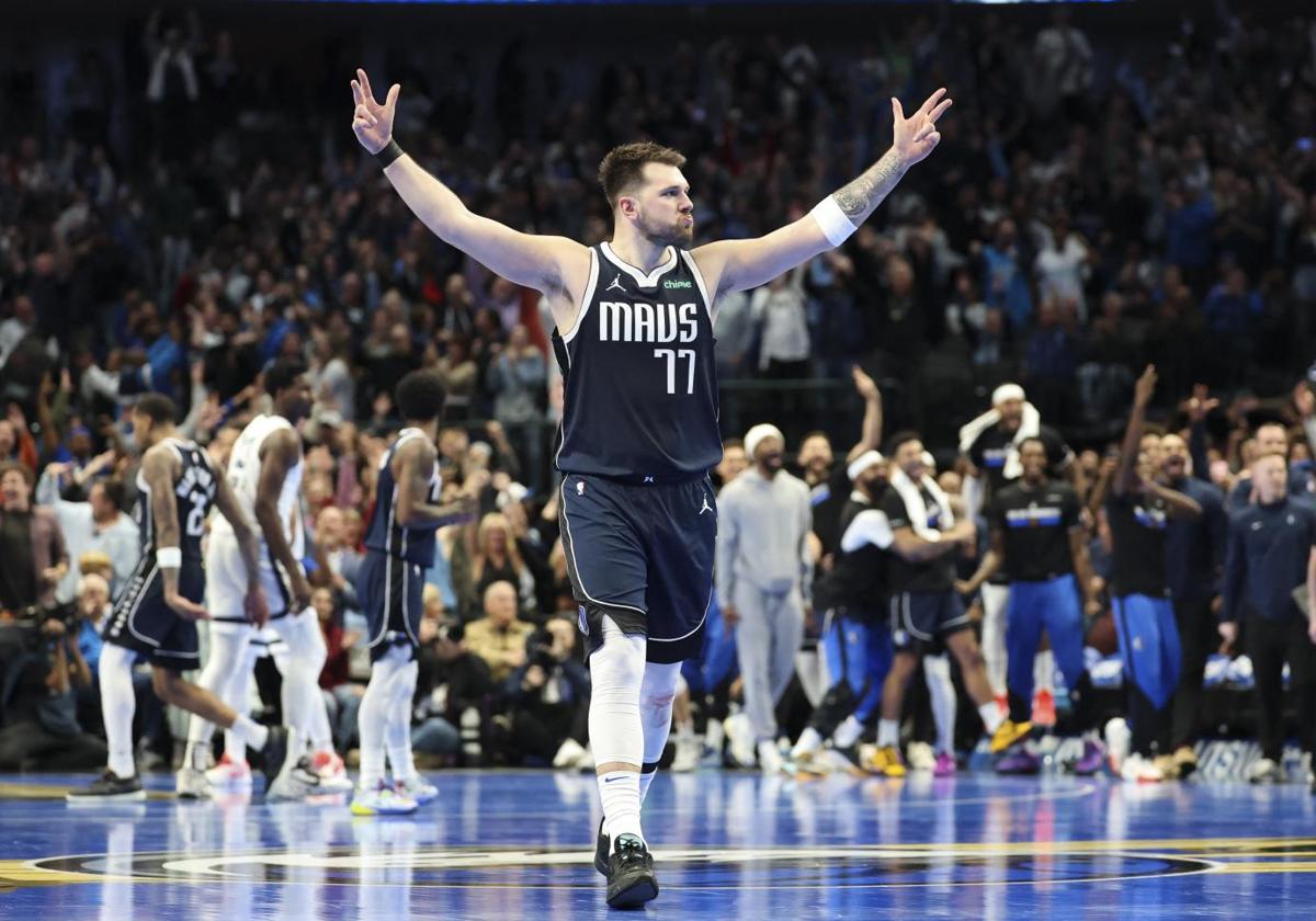 Luka Doncic, en su regreso a las canchas durante el duelo de la Copa frente a los Memphis Grizzlies