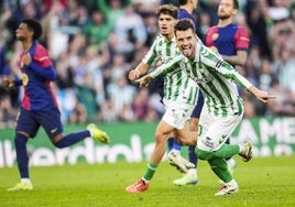 Los goles del empate entre el Betis y el Barcelona