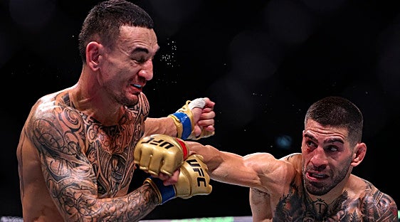 Topuria sube al peso ligero y se mira en el espejo del doble campeón McGregor