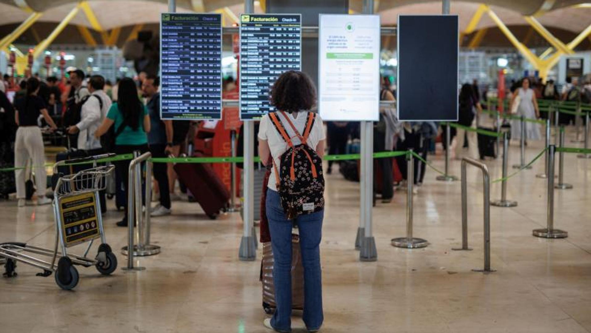 Kasım ayına kadar İspanya havalimanlarından yaklaşık 290 milyon yolcu geçti; bu rakam %9 daha fazla