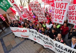 Una manifestación conta los despidos.