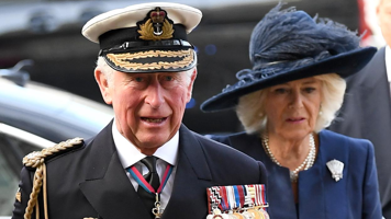 Hablamos con el biógrafo de Carlos III: «Una discusión acalorada con Harry no es lo que necesita ahora mismo»