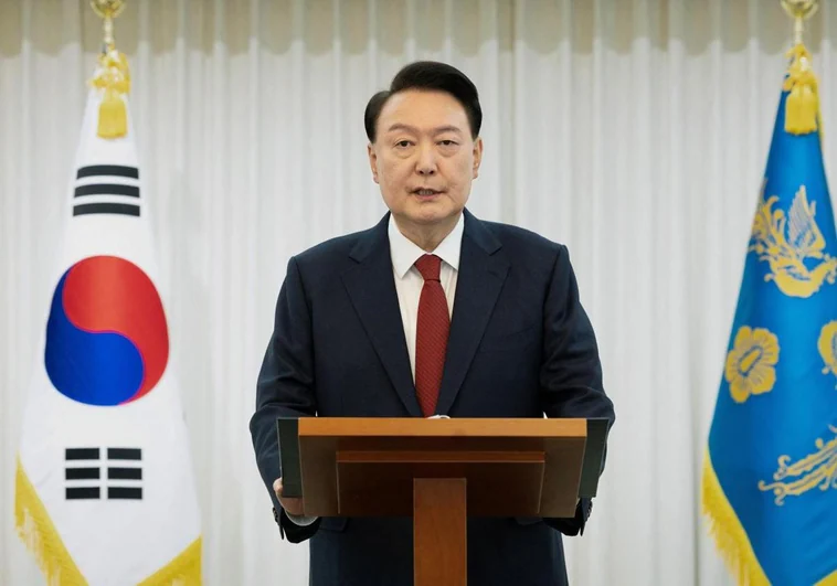 https://s3.ppllstatics.com/rc/www/multimedia/2024/12/15/corea-sur-pdte-kx3F-U230297599829eOC-758x531@RC.JPG