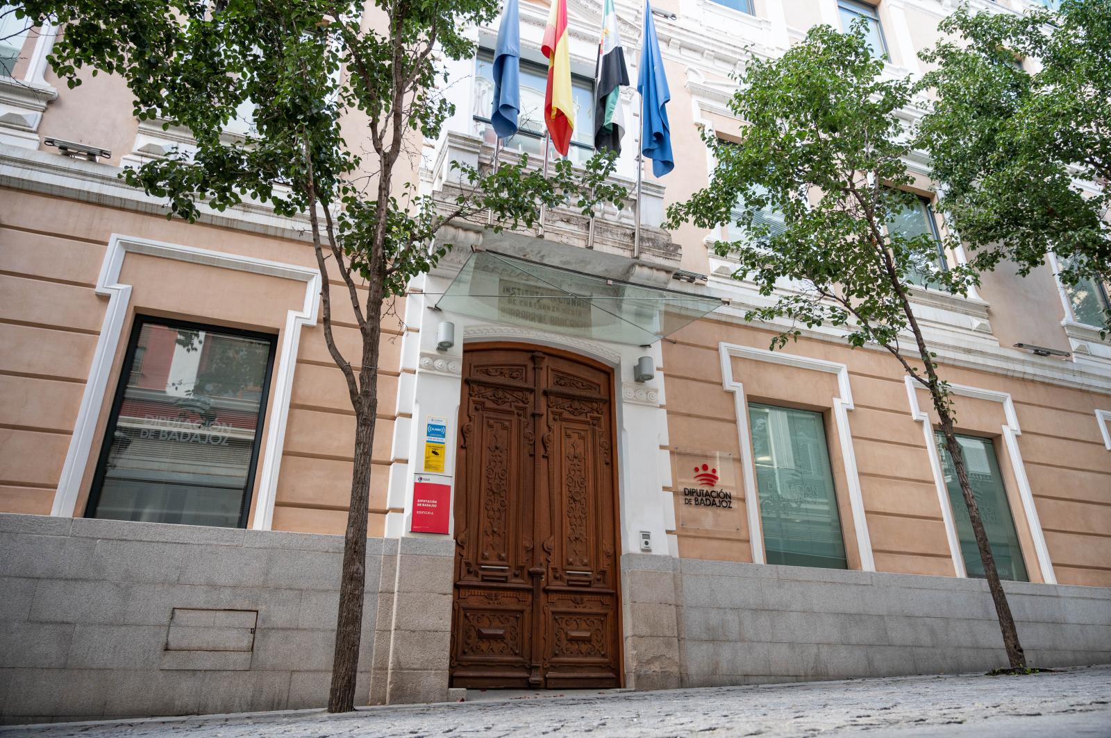 Fachada de la Diputación de Badajoz.