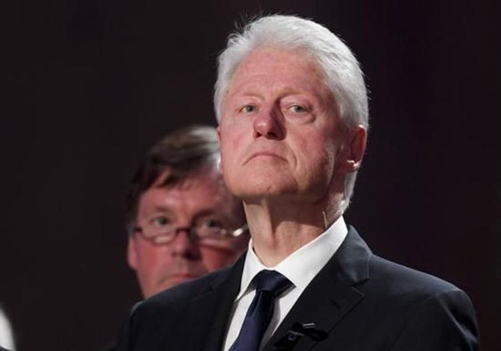 Bill Clinton, hospitalizado por una alta fiebre