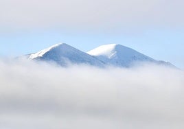 Niebla en el Pico de San Lorenzo, en La Rioja.