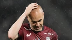 Iniesta y la alopecia: «Igual yo no me acomplejé porque tengo una autoestima de la hostia»