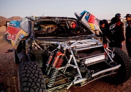 El coche de Carlos Sainz, tras su accidente.