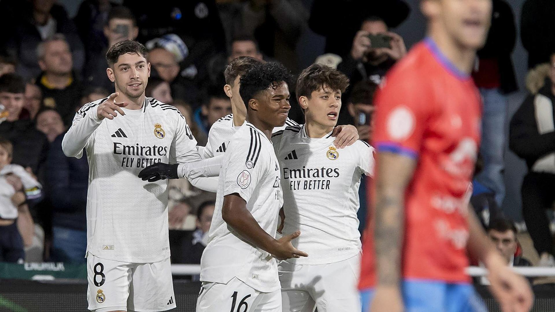 Real Madrid gives away a tame cup victory