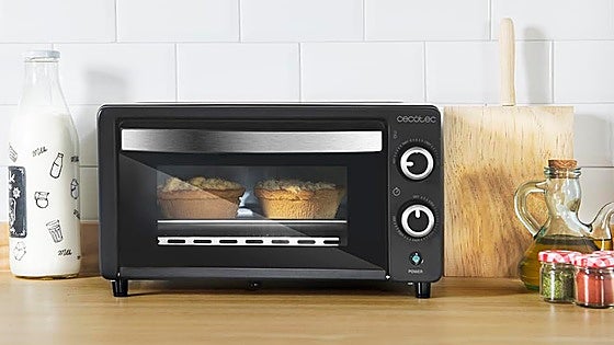 ¿Te falta espacio en la cocina? Este horno de sobremesa es la solución