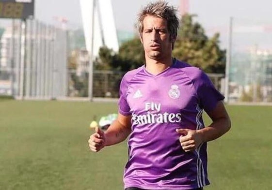 Fabio Coentrao, durante un entrenamiento con el Real Madrid.