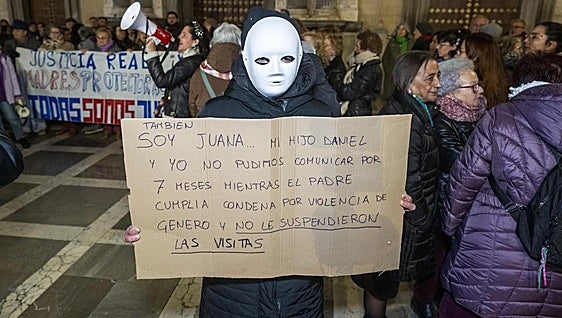 Juana Rivas denuncia a su expareja por presunta «violencia vicaria internacional»