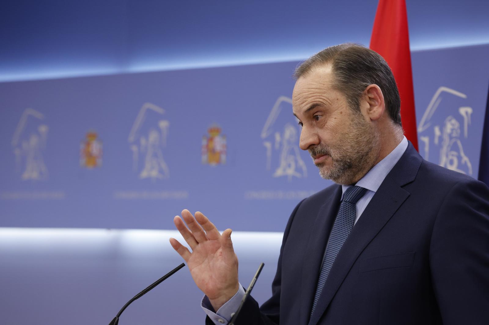 José Luis Ábalos, en una rueda de prensa, en el Congreso