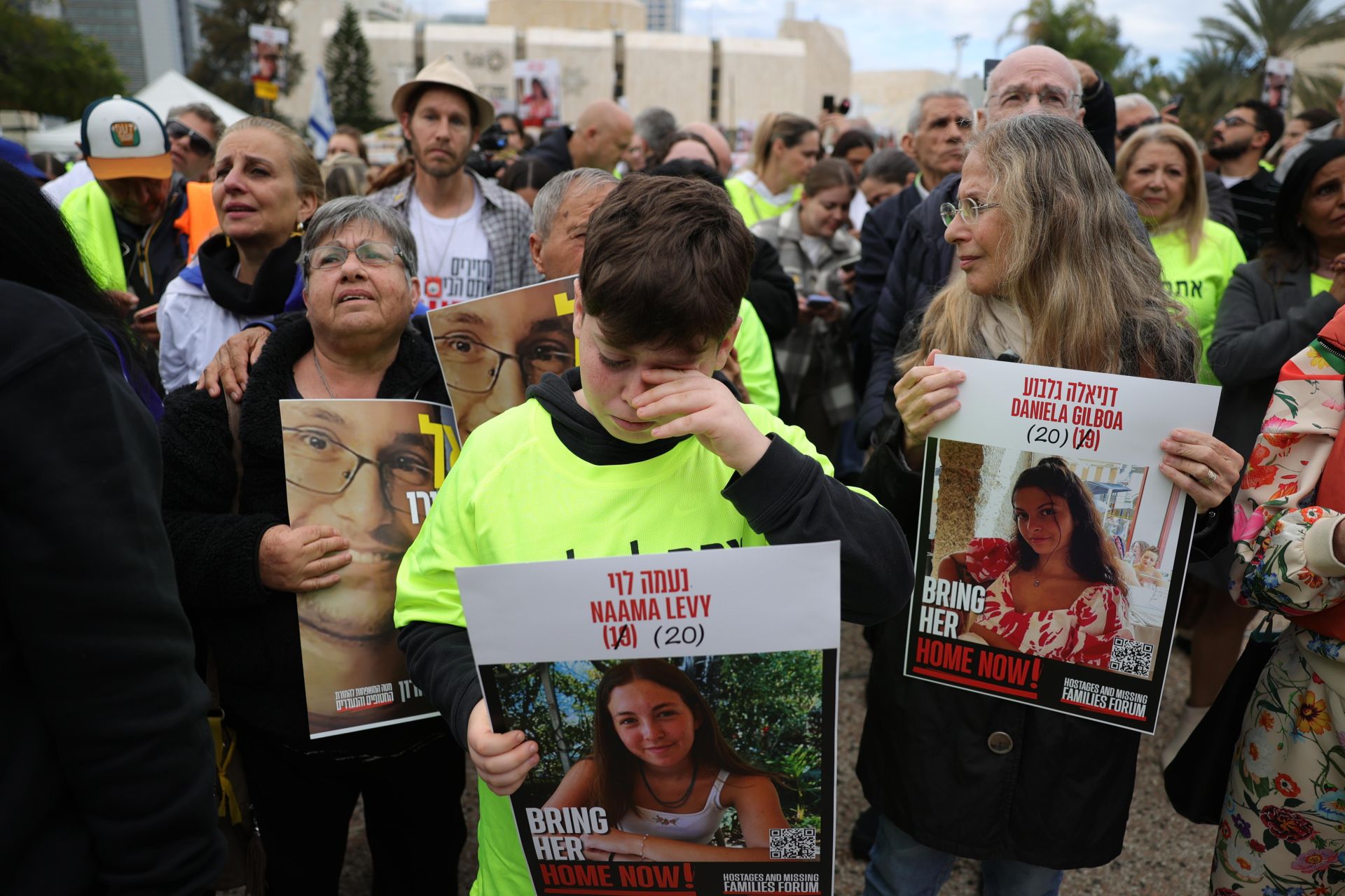 Así ha sido la festiva liberación de las soldados israelíes