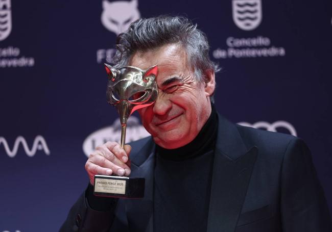 Eduard Fernández, mejor actor por 'Marco'.