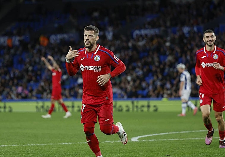 El Getafe asalta Anoeta y se aleja del descenso