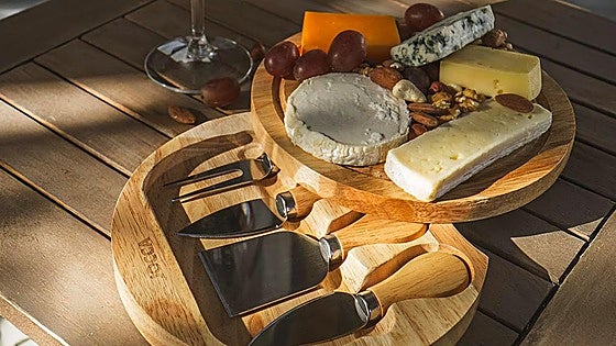 Tablas de quesos de madera: el toque maestro de todo buen anfitrión